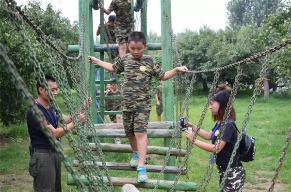 心航线青少年成长训练营